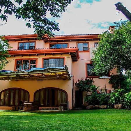 Luna Inn B&B Ciudad Cariari Kültér fotó