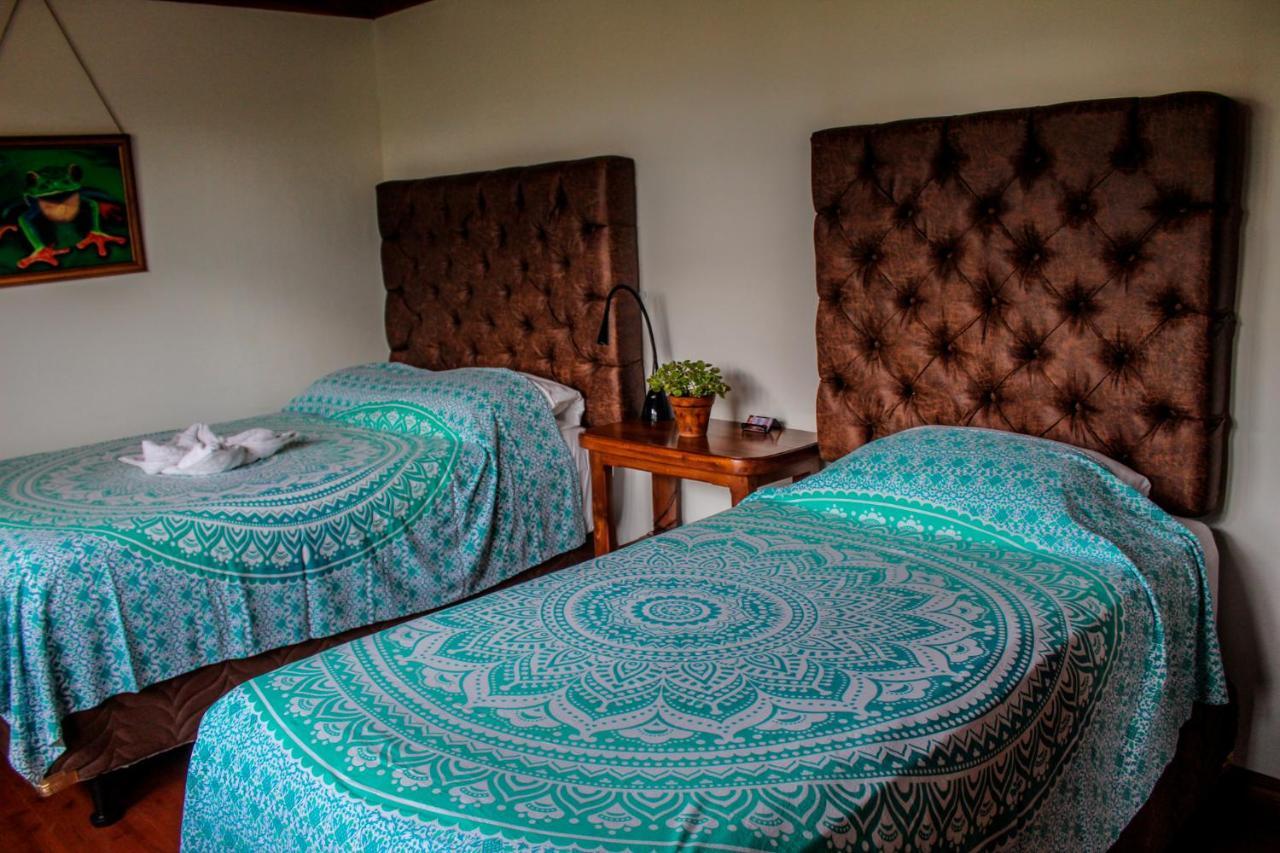 Luna Inn B&B Ciudad Cariari Kültér fotó
