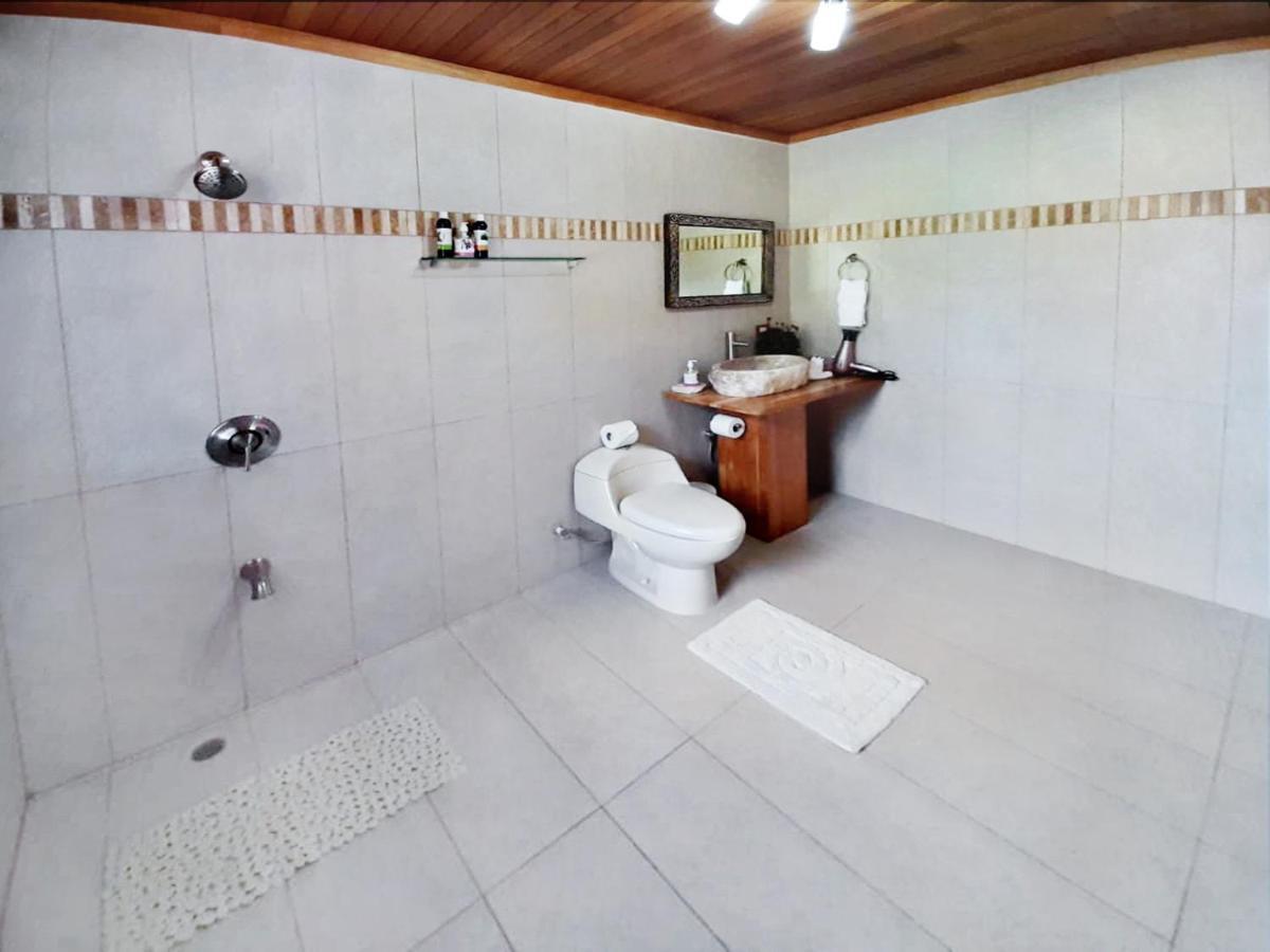 Luna Inn B&B Ciudad Cariari Kültér fotó